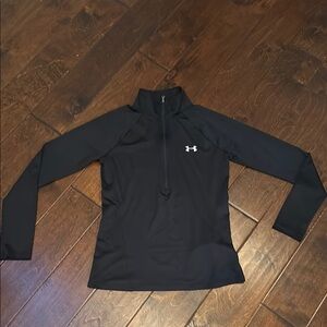 Under Armour Women's Black Long Sleeve Top
